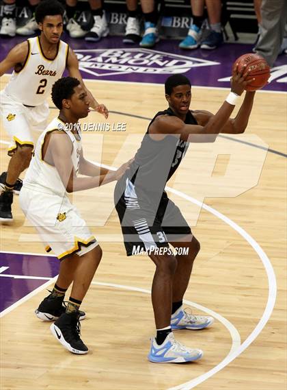 Thumbnail 1 in Villa Park @ Mission (CIF State Division 3 Final) photogallery.
