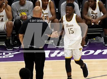 Thumbnail 3 in Villa Park @ Mission (CIF State Division 3 Final) photogallery.