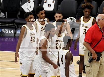 Thumbnail 1 in Villa Park @ Mission (CIF State Division 3 Final) photogallery.