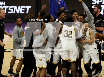 Thumbnail 2 in Villa Park @ Mission (CIF State Division 3 Final) photogallery.