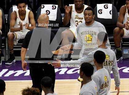 Thumbnail 2 in Villa Park @ Mission (CIF State Division 3 Final) photogallery.