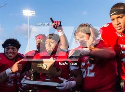 Thumbnail 2 in Xaverian Brothers vs. Everett (MIAA Division 1 Final) photogallery.