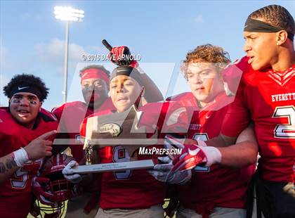 Thumbnail 1 in Xaverian Brothers vs. Everett (MIAA Division 1 Final) photogallery.