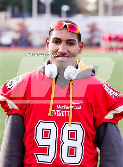 Thumbnail 1 in Xaverian Brothers vs. Everett (MIAA Division 1 Final) photogallery.