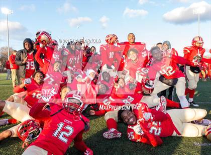 Thumbnail 3 in Xaverian Brothers vs. Everett (MIAA Division 1 Final) photogallery.