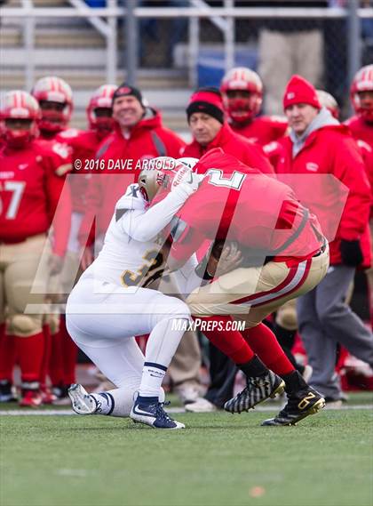 Thumbnail 2 in Xaverian Brothers vs. Everett (MIAA Division 1 Final) photogallery.