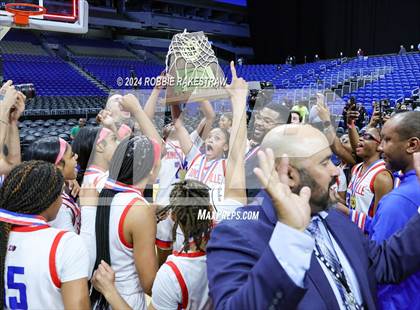 Thumbnail 3 in Duncanville vs. South Grand Prairie (UIL 6A Basketball Final Medal Ceremony) photogallery.