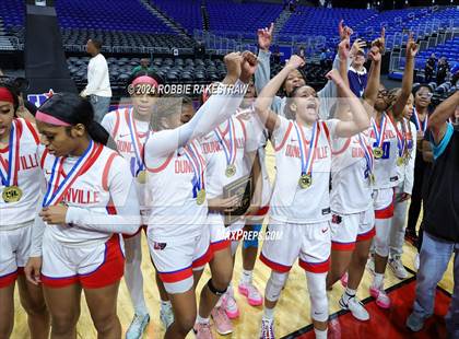 Thumbnail 3 in Duncanville vs. South Grand Prairie (UIL 6A Basketball Final Medal Ceremony) photogallery.