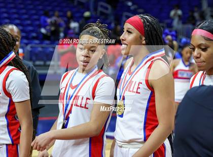 Thumbnail 3 in Duncanville vs. South Grand Prairie (UIL 6A Basketball Final Medal Ceremony) photogallery.