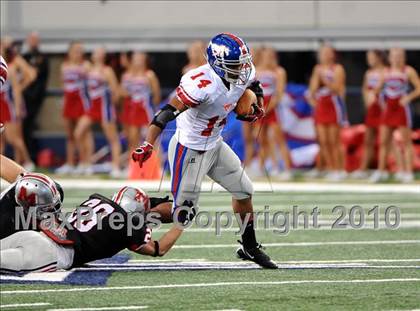Thumbnail 2 in Grapevine vs. Marcus (Texas 5A Region 1 Bi-District Playoffs) photogallery.