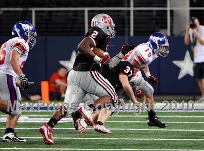 Thumbnail 2 in Grapevine vs. Marcus (Texas 5A Region 1 Bi-District Playoffs) photogallery.