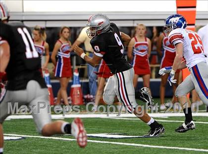 Thumbnail 2 in Grapevine vs. Marcus (Texas 5A Region 1 Bi-District Playoffs) photogallery.