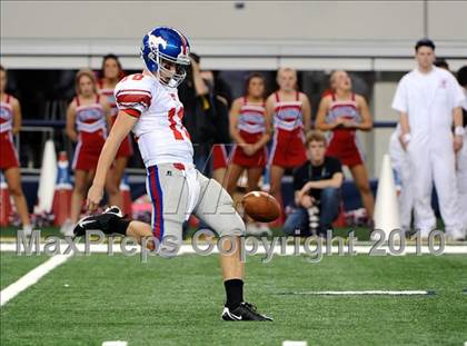 Thumbnail 1 in Grapevine vs. Marcus (Texas 5A Region 1 Bi-District Playoffs) photogallery.