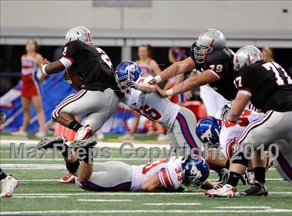 Thumbnail 3 in Grapevine vs. Marcus (Texas 5A Region 1 Bi-District Playoffs) photogallery.