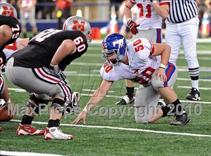 Thumbnail 1 in Grapevine vs. Marcus (Texas 5A Region 1 Bi-District Playoffs) photogallery.