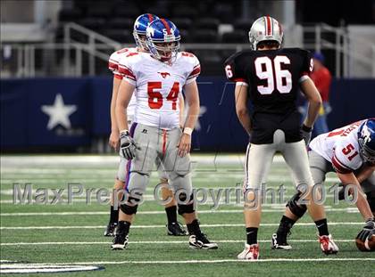 Thumbnail 2 in Grapevine vs. Marcus (Texas 5A Region 1 Bi-District Playoffs) photogallery.