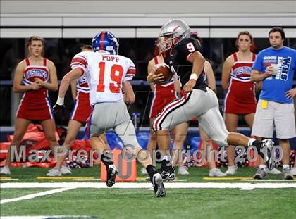 Thumbnail 1 in Grapevine vs. Marcus (Texas 5A Region 1 Bi-District Playoffs) photogallery.