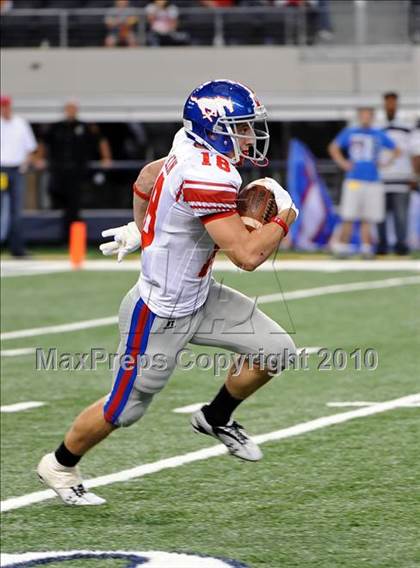 Thumbnail 3 in Grapevine vs. Marcus (Texas 5A Region 1 Bi-District Playoffs) photogallery.