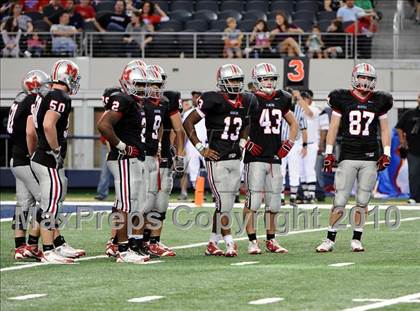 Thumbnail 2 in Grapevine vs. Marcus (Texas 5A Region 1 Bi-District Playoffs) photogallery.