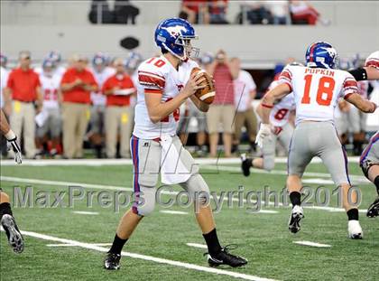 Thumbnail 3 in Grapevine vs. Marcus (Texas 5A Region 1 Bi-District Playoffs) photogallery.