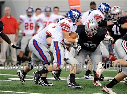 Thumbnail 1 in Grapevine vs. Marcus (Texas 5A Region 1 Bi-District Playoffs) photogallery.