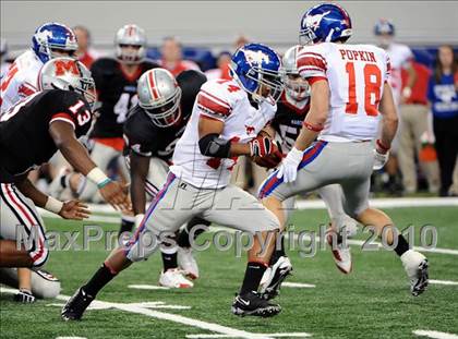 Thumbnail 1 in Grapevine vs. Marcus (Texas 5A Region 1 Bi-District Playoffs) photogallery.