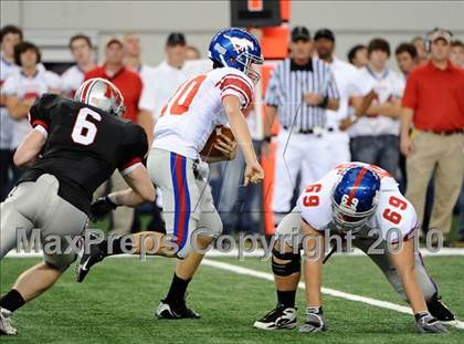 Thumbnail 1 in Grapevine vs. Marcus (Texas 5A Region 1 Bi-District Playoffs) photogallery.