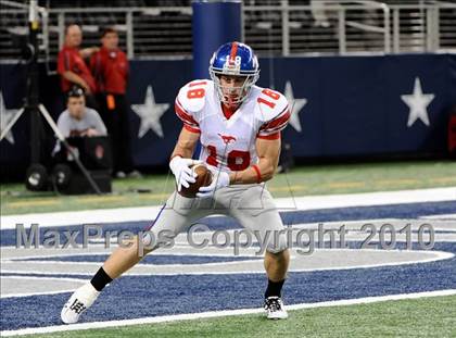 Thumbnail 3 in Grapevine vs. Marcus (Texas 5A Region 1 Bi-District Playoffs) photogallery.