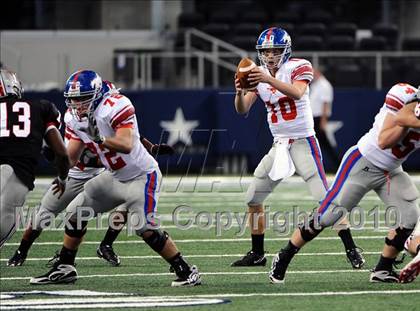 Thumbnail 3 in Grapevine vs. Marcus (Texas 5A Region 1 Bi-District Playoffs) photogallery.