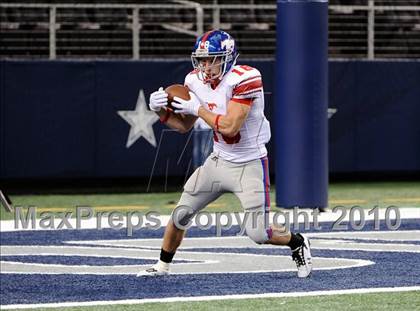 Thumbnail 2 in Grapevine vs. Marcus (Texas 5A Region 1 Bi-District Playoffs) photogallery.