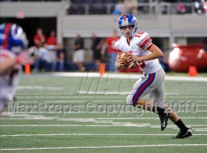 Thumbnail 3 in Grapevine vs. Marcus (Texas 5A Region 1 Bi-District Playoffs) photogallery.