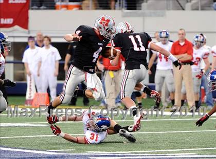 Thumbnail 1 in Grapevine vs. Marcus (Texas 5A Region 1 Bi-District Playoffs) photogallery.