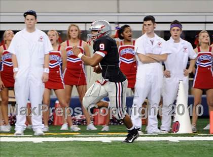 Thumbnail 3 in Grapevine vs. Marcus (Texas 5A Region 1 Bi-District Playoffs) photogallery.