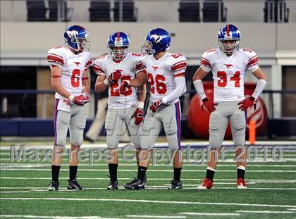 Thumbnail 1 in Grapevine vs. Marcus (Texas 5A Region 1 Bi-District Playoffs) photogallery.