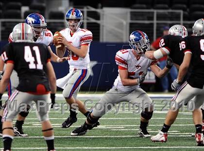 Thumbnail 3 in Grapevine vs. Marcus (Texas 5A Region 1 Bi-District Playoffs) photogallery.