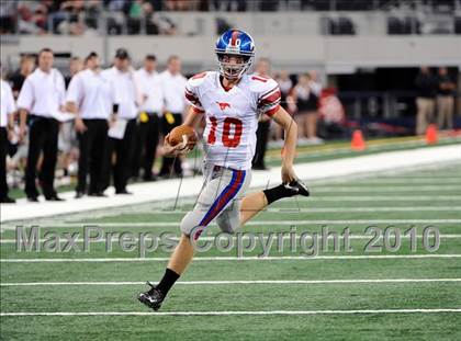 Thumbnail 3 in Grapevine vs. Marcus (Texas 5A Region 1 Bi-District Playoffs) photogallery.