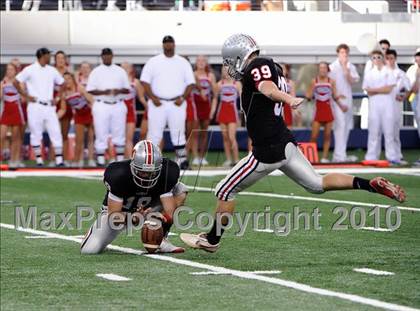Thumbnail 1 in Grapevine vs. Marcus (Texas 5A Region 1 Bi-District Playoffs) photogallery.
