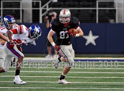 Thumbnail 1 in Grapevine vs. Marcus (Texas 5A Region 1 Bi-District Playoffs) photogallery.