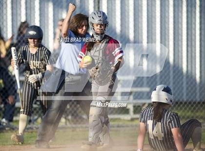 Thumbnail 3 in E.D. White vs St. John (Cardinal Classic) photogallery.