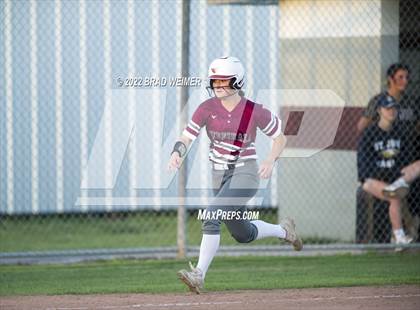 Thumbnail 3 in E.D. White vs St. John (Cardinal Classic) photogallery.