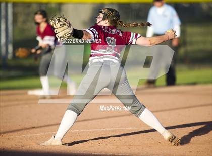 Thumbnail 2 in E.D. White vs St. John (Cardinal Classic) photogallery.