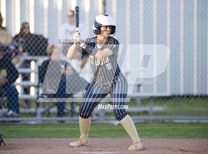 Thumbnail 3 in E.D. White vs St. John (Cardinal Classic) photogallery.