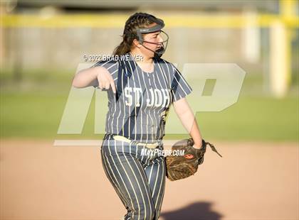 Thumbnail 1 in E.D. White vs St. John (Cardinal Classic) photogallery.