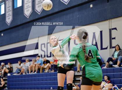 Thumbnail 3 in Tempe Prep vs. Miami photogallery.