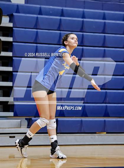 Thumbnail 1 in Tempe Prep vs. Miami photogallery.