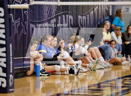 Thumbnail 2 in Tempe Prep vs. Miami photogallery.