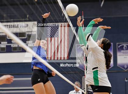 Thumbnail 2 in Tempe Prep vs. Miami photogallery.