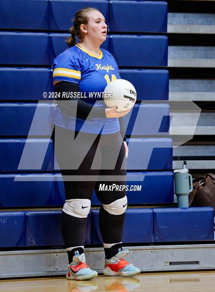 Thumbnail 2 in Tempe Prep vs. Miami photogallery.