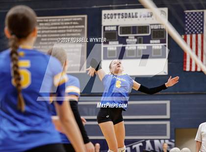 Thumbnail 2 in Tempe Prep vs. Miami photogallery.