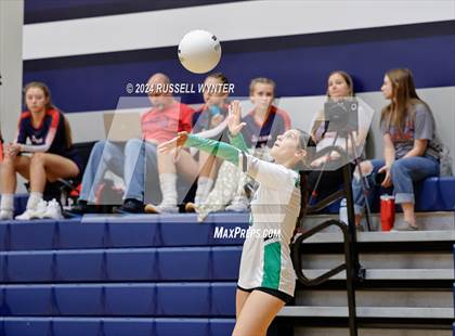Thumbnail 1 in Tempe Prep vs. Miami photogallery.